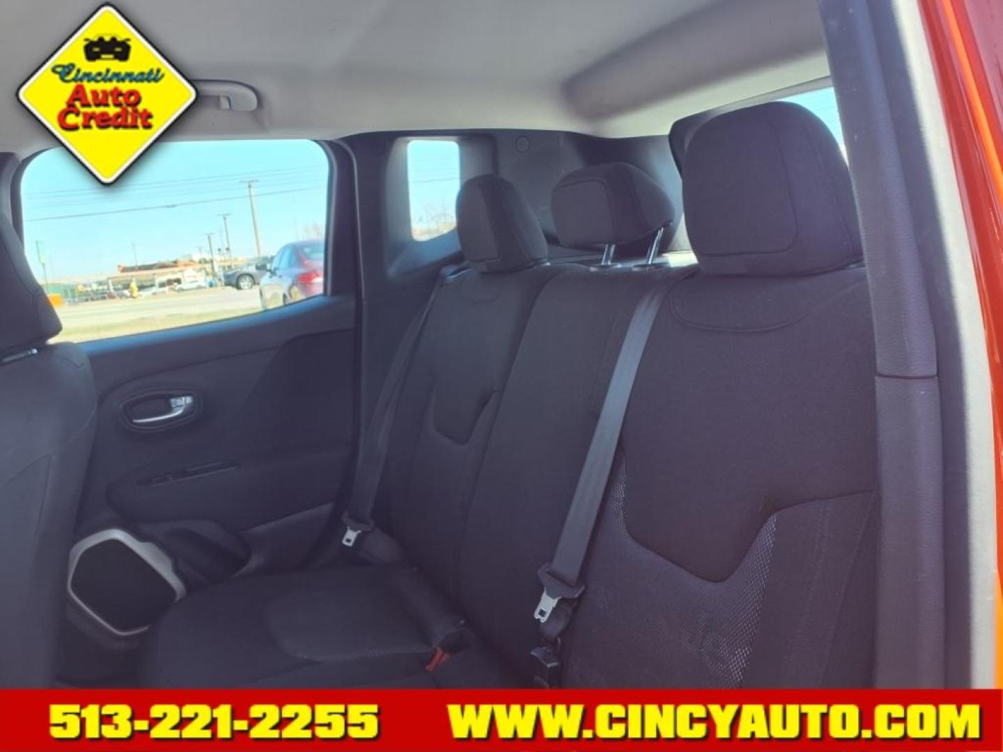 2015 Omaha Orange Pkp Jeep Renegade Sport (ZACCJBAT9FP) with an 2.4L 2.4L I4 180hp 175ft. lbs. Fuel Injected engine, 9-Speed Shiftable Automatic transmission, located at 5489 Dixie Highway, Fairfield, OH, 45014, (513) 221-2255, 39.333084, -84.523834 - Photo#4
