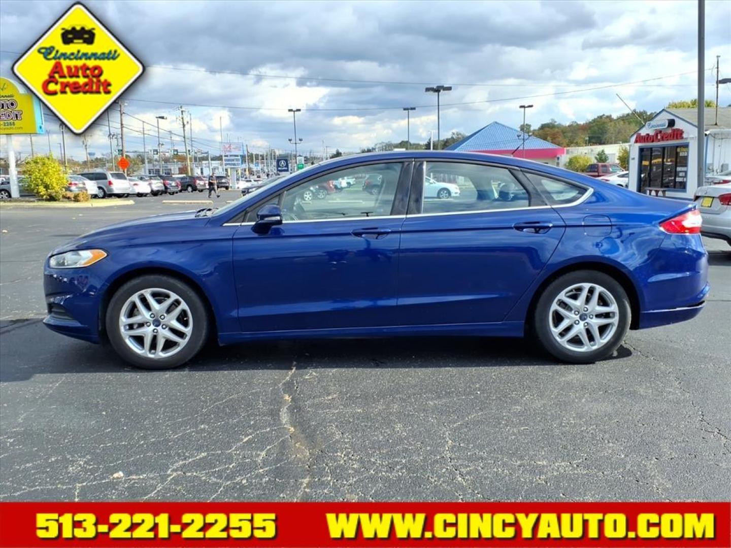 2016 Deep Impact Blue Ford Fusion SE (1FA6P0H71G5) with an 2.5L 2.5L I4 175hp 175ft. lbs. Sequential Multiport Fuel Injection engine, 6-Speed Shiftable Automatic transmission, located at 5489 Dixie Highway, Fairfield, OH, 45014, (513) 221-2255, 39.333084, -84.523834 - Photo#1