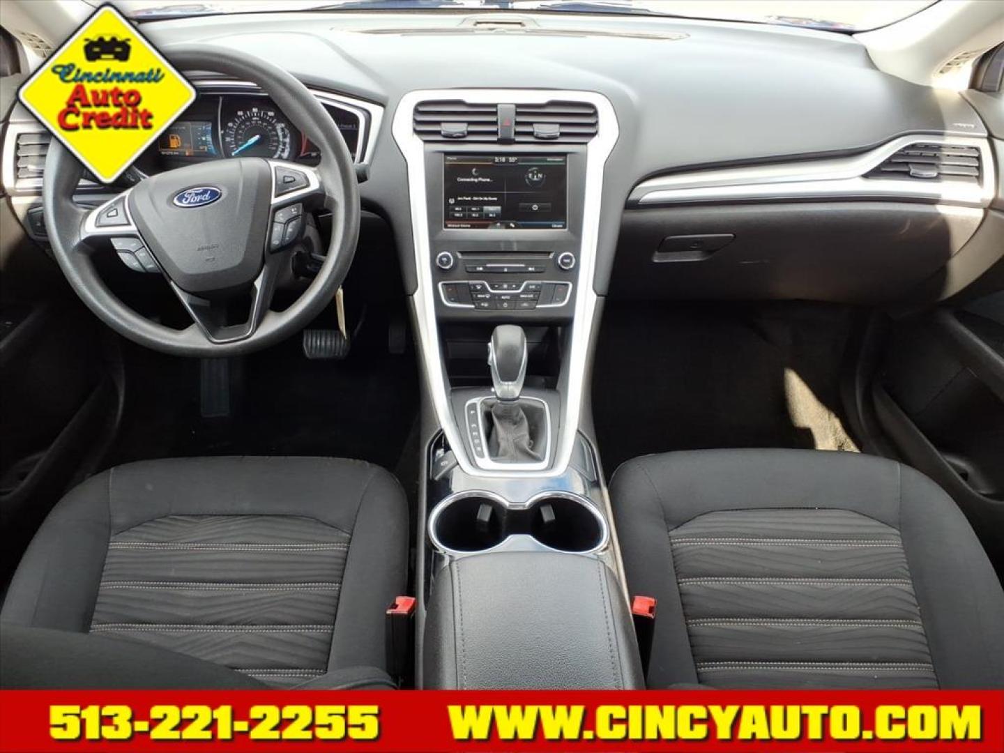 2016 Deep Impact Blue Ford Fusion SE (1FA6P0H71G5) with an 2.5L 2.5L I4 175hp 175ft. lbs. Sequential Multiport Fuel Injection engine, 6-Speed Shiftable Automatic transmission, located at 5489 Dixie Highway, Fairfield, OH, 45014, (513) 221-2255, 39.333084, -84.523834 - Photo#3