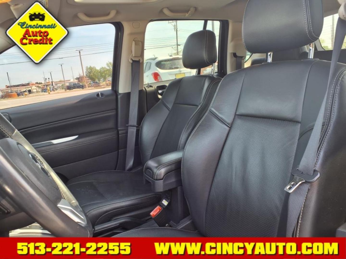 2017 Black Clear Coat Px8 Jeep Compass High Altitude (1C4NJDEB4HD) with an 2.4L 2.4L I4 172hp 165ft. lbs. Sequential Multiport Fuel Injection engine, 6-Speed Shiftable Automatic transmission, located at 5489 Dixie Highway, Fairfield, OH, 45014, (513) 221-2255, 39.333084, -84.523834 - Photo#5