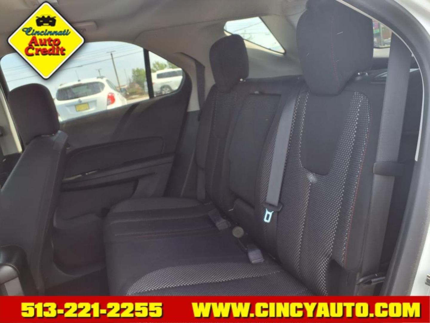 2013 Summit White Gaz Chevrolet Equinox LT (2GNFLEE30D6) with an 3.6L 3.6L V6 301hp 272ft. lbs. Direct Injection engine, 6-Speed Shiftable Automatic transmission, located at 5489 Dixie Highway, Fairfield, OH, 45014, (513) 221-2255, 39.333084, -84.523834 - Photo#4