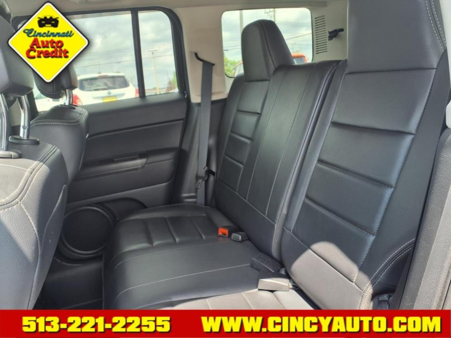 2015 Granite Crystal Metallic Clear Coat Jeep Patriot High Altitude Edition (1C4NJPFA0FD) with an 2.0L 2.0L I4 158hp 141ft. lbs. Sequential Multiport Fuel Injection engine, CVT transmission, located at 5489 Dixie Highway, Fairfield, OH, 45014, (513) 221-2255, 39.333084, -84.523834 - Photo#4