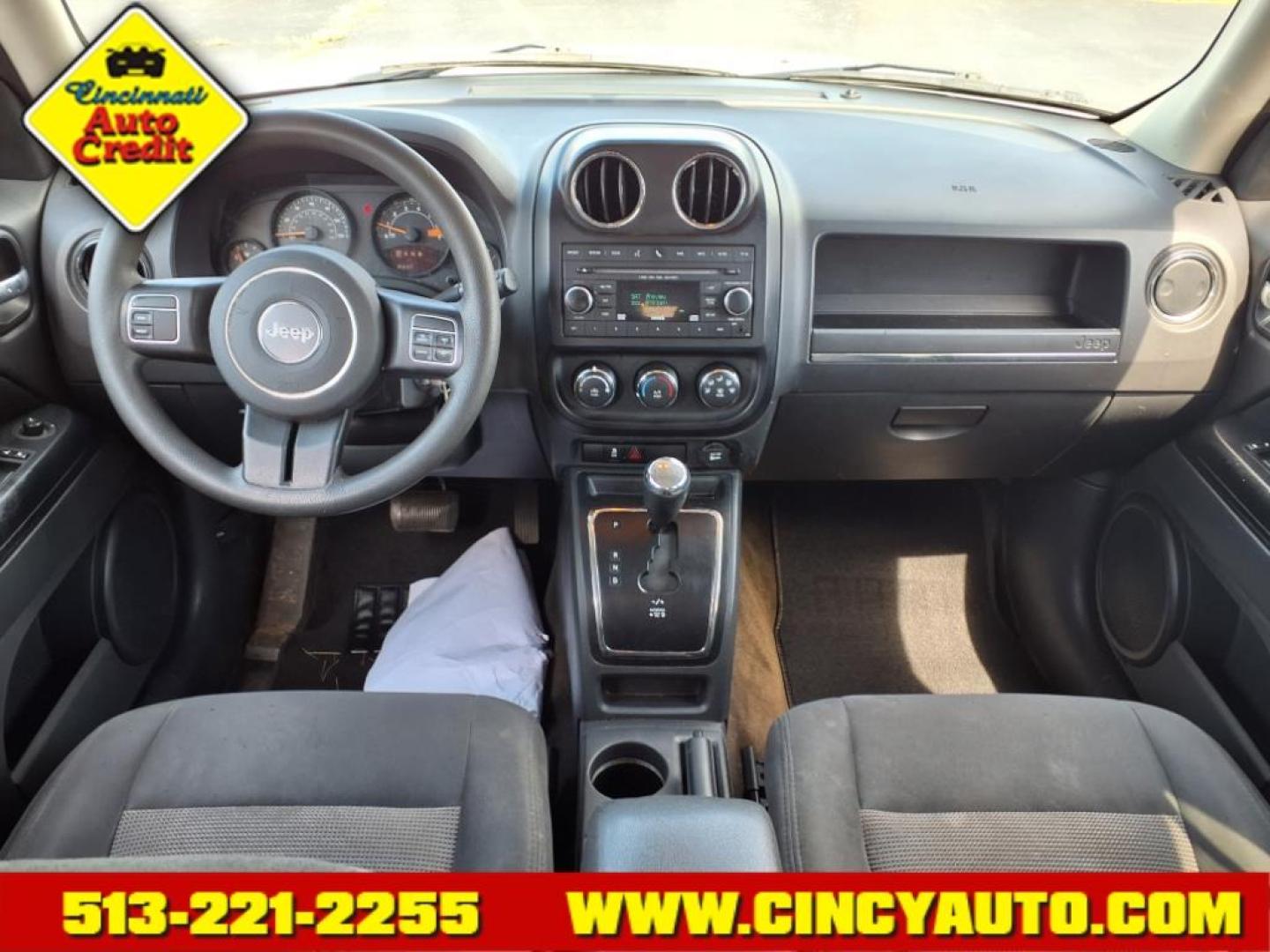 2016 Bright White Clear Coat Jeep Patriot Sport (1C4NJPBA1GD) with an 2.0L 2.0L I4 158hp 141ft. lbs. Sequential Multiport Fuel Injection engine, 6-Speed Shiftable Automatic transmission, located at 5489 Dixie Highway, Fairfield, OH, 45014, (513) 221-2255, 39.333084, -84.523834 - Photo#4