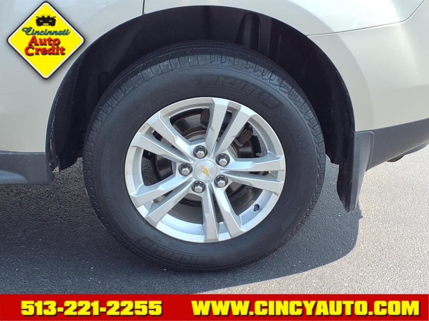 2015 Champagne Silver Metallic Chevrolet Equinox LT (2GNALBEK6F6) with an 2.4L 2.4L I4 182hp 172ft. lbs. Direct Injection engine, 6-Speed Shiftable Automatic transmission, located at 5489 Dixie Highway, Fairfield, OH, 45014, (513) 221-2255, 39.333084, -84.523834 - Photo#3