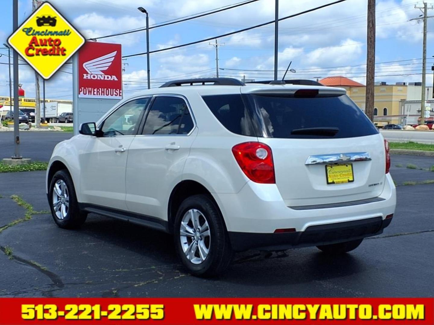 2015 Summit White Chevrolet Equinox LT (1GNALBEK0FZ) with an 2.4L 2.4L I4 182hp 172ft. lbs. Direct Injection engine, 6-Speed Shiftable Automatic transmission, located at 5489 Dixie Highway, Fairfield, OH, 45014, (513) 221-2255, 39.333084, -84.523834 - Photo#2
