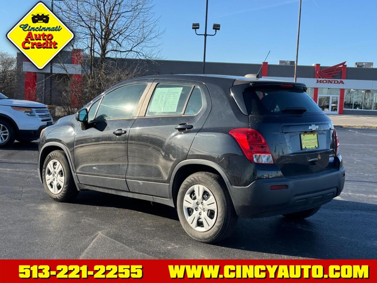 2015 Black Granite Metallic Chevrolet Trax LS (KL7CJKSB6FB) with an 1.4L Ecotec 1.4L Turbo I4 138hp 148ft. lbs. Sequential Multiport Fuel Injection engine, 6-Speed Shiftable Automatic transmission, located at 5489 Dixie Highway, Fairfield, OH, 45014, (513) 221-2255, 39.333084, -84.523834 - Photo#2