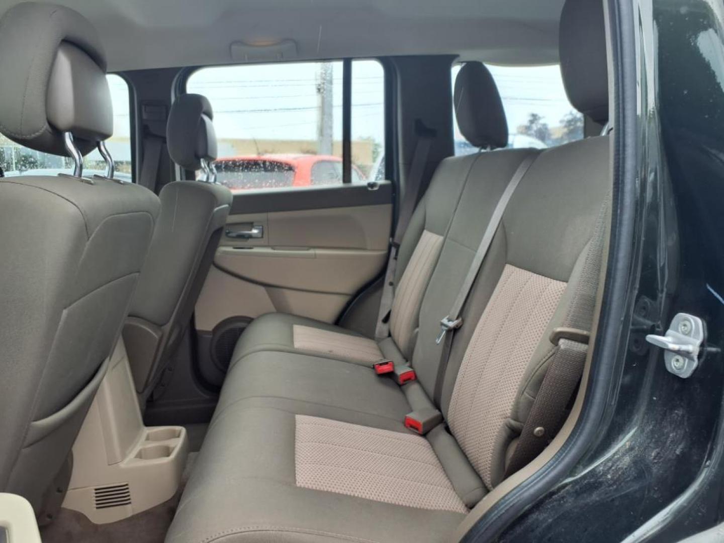2011 Natural Green Pearl Coat Jeep Liberty Sport (1J4PN2GK0BW) with an 3.7L 3.7L V6 210hp 235ft. lbs. Sequential Multiport Fuel Injection engine, 4-Speed Automatic transmission, located at 2813 Gilbert Avenue, Cincinnati, OH, 45206, (513) 221-2255, 39.130219, -84.489189 - Photo#10