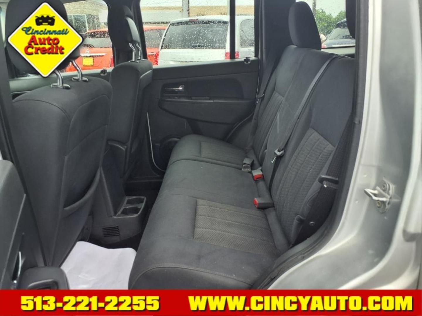 2012 Silver Jeep Liberty Sport (1C4PJLAK9CW) with an 3.7L 3.7L V6 210hp 235ft. lbs. Sequential Multiport Fuel Injection engine, 4-Speed Automatic transmission, located at 2813 Gilbert Avenue, Cincinnati, OH, 45206, (513) 221-2255, 39.130219, -84.489189 - Photo#5