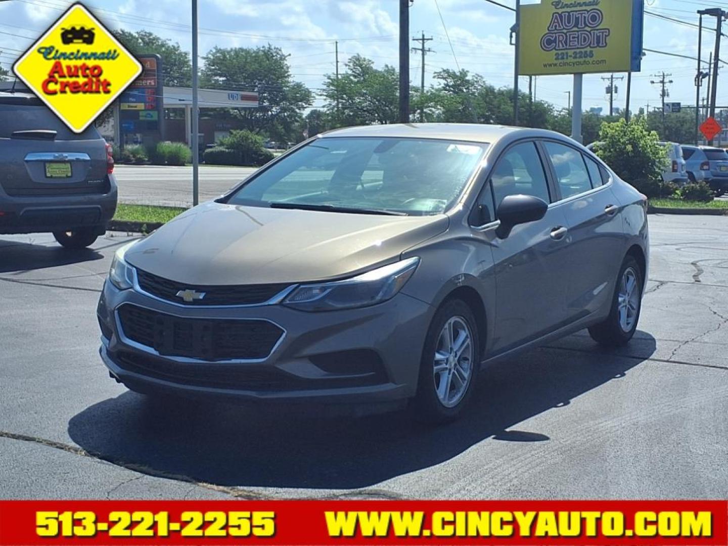 2018 Pepperdust Metallic Chevrolet Cruze LT Auto (1G1BE5SM9J7) with an 1.4L 1.4L Turbo I4 153hp 177ft. lbs. Direct Injection engine, 6-Speed Shiftable Automatic transmission, located at 5489 Dixie Highway, Fairfield, OH, 45014, (513) 221-2255, 39.333084, -84.523834 - Photo#0