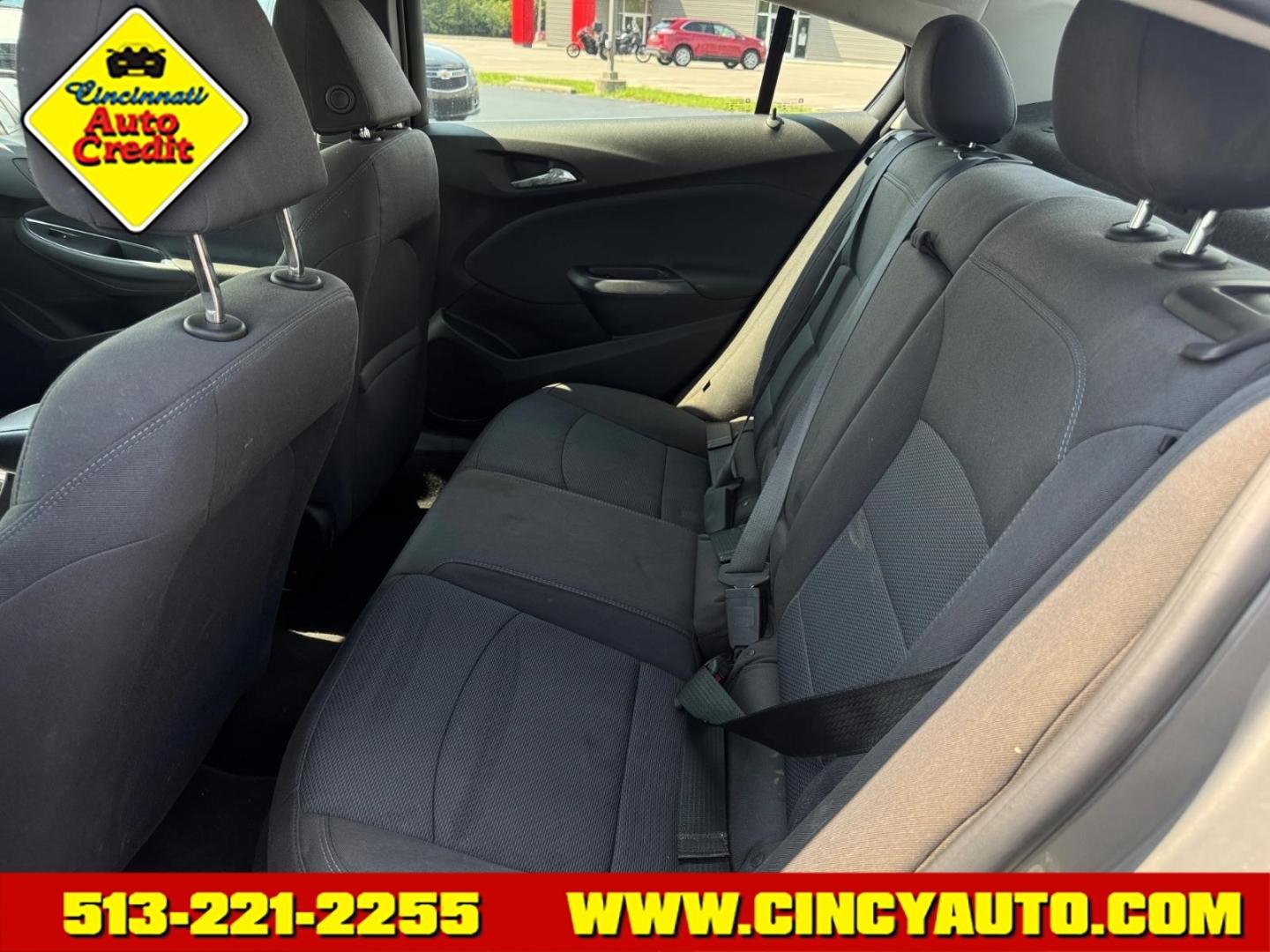 2018 Pepperdust Metallic Gmu Chevrolet Cruze LT Auto (1G1BE5SM9J7) with an 1.4L 1.4L Turbo I4 153hp 177ft. lbs. Direct Injection engine, 6-Speed Shiftable Automatic transmission, located at 5489 Dixie Highway, Fairfield, OH, 45014, (513) 221-2255, 39.333084, -84.523834- Photo#4