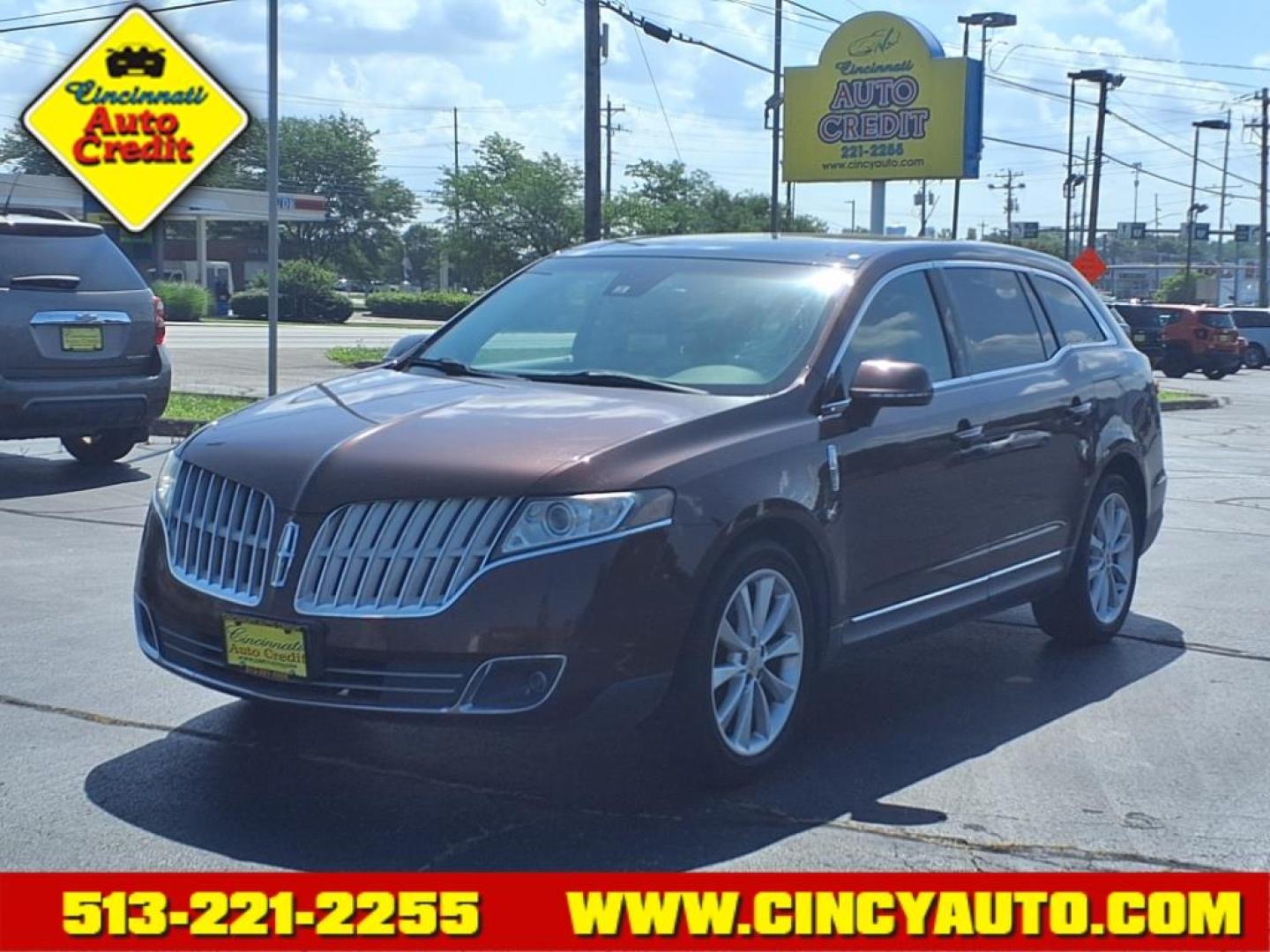 2011 Bordeaux Reserve Metallic Red Lincoln MKT EcoBoost (2LMHJ5AT7BB) with an 3.5L EcoBoost 3.5L Twin Turbo V6 355hp 350ft. lbs. Direct Injection engine, 6-Speed Shiftable Automatic transmission, located at 5489 Dixie Highway, Fairfield, OH, 45014, (513) 221-2255, 39.333084, -84.523834 - Photo#0