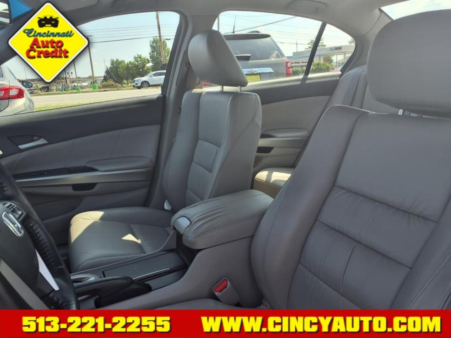 2009 Polished Metal Metallic Honda Accord EX-L (1HGCP26819A) with an 2.4L 2.4L I4 190hp 162ft. lbs. Sequential Multiport Fuel Injection engine, 5-Speed Automatic transmission, located at 5489 Dixie Highway, Fairfield, OH, 45014, (513) 221-2255, 39.333084, -84.523834 - Photo#5