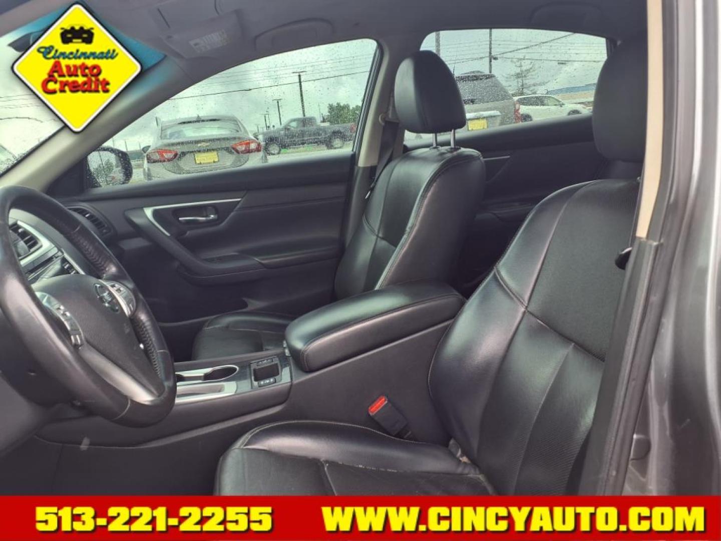 2018 Brilliant Silver Nissan Altima 2.5 SL (1N4AL3AP4JC) with an 2.5L 2.5L I4 179hp 177ft. lbs. Sequential Multiport Fuel Injection engine, CVT transmission, located at 5489 Dixie Highway, Fairfield, OH, 45014, (513) 221-2255, 39.333084, -84.523834 - Photo#5