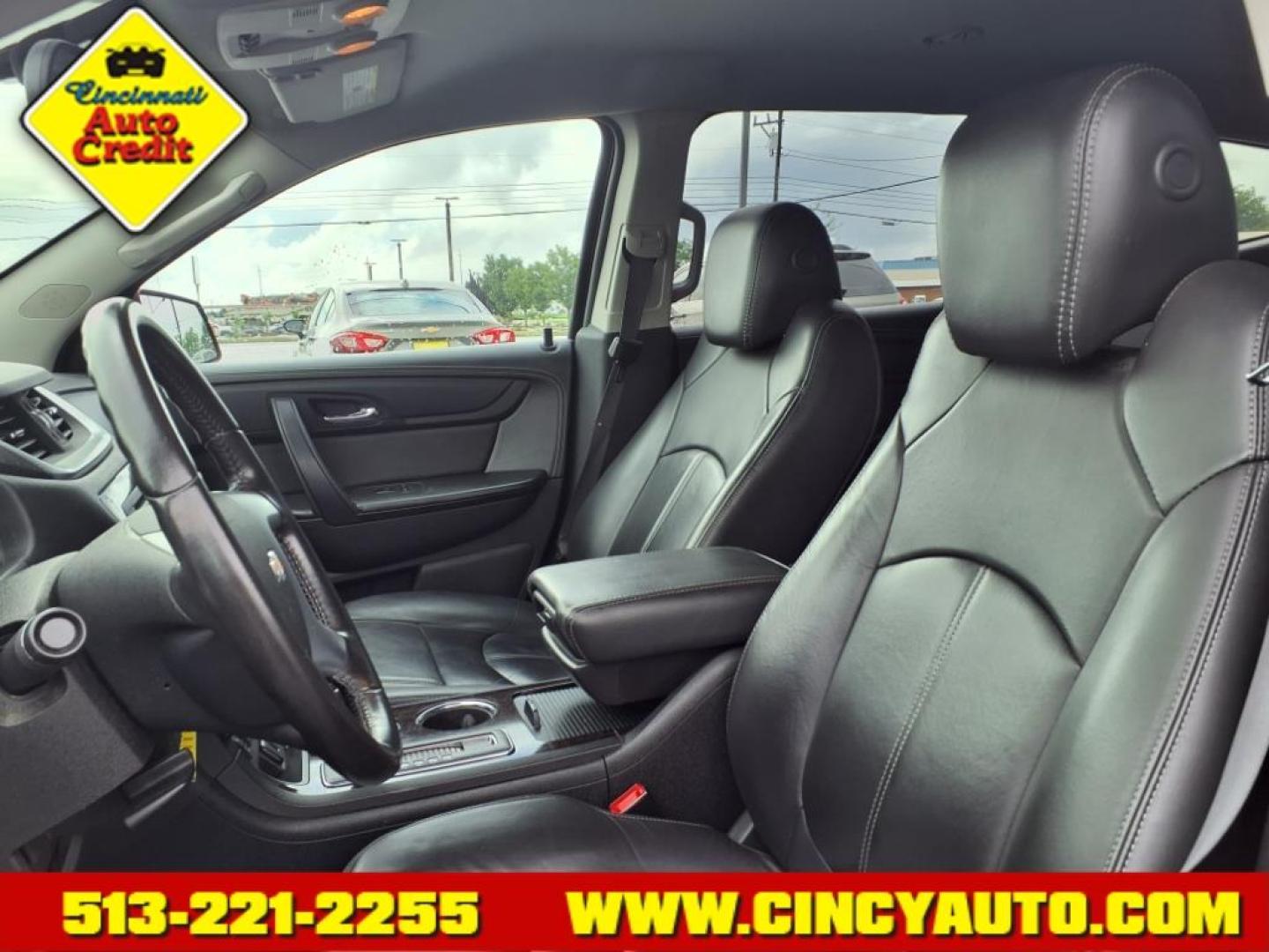 2016 Siren Red Tintcoat Chevrolet Traverse LT (1GNKRHKD6GJ) with an 3.6L 3.6L V6 281hp 266ft. lbs. Direct Injection engine, 6-Speed Shiftable Automatic transmission, located at 5489 Dixie Highway, Fairfield, OH, 45014, (513) 221-2255, 39.333084, -84.523834 - Photo#5