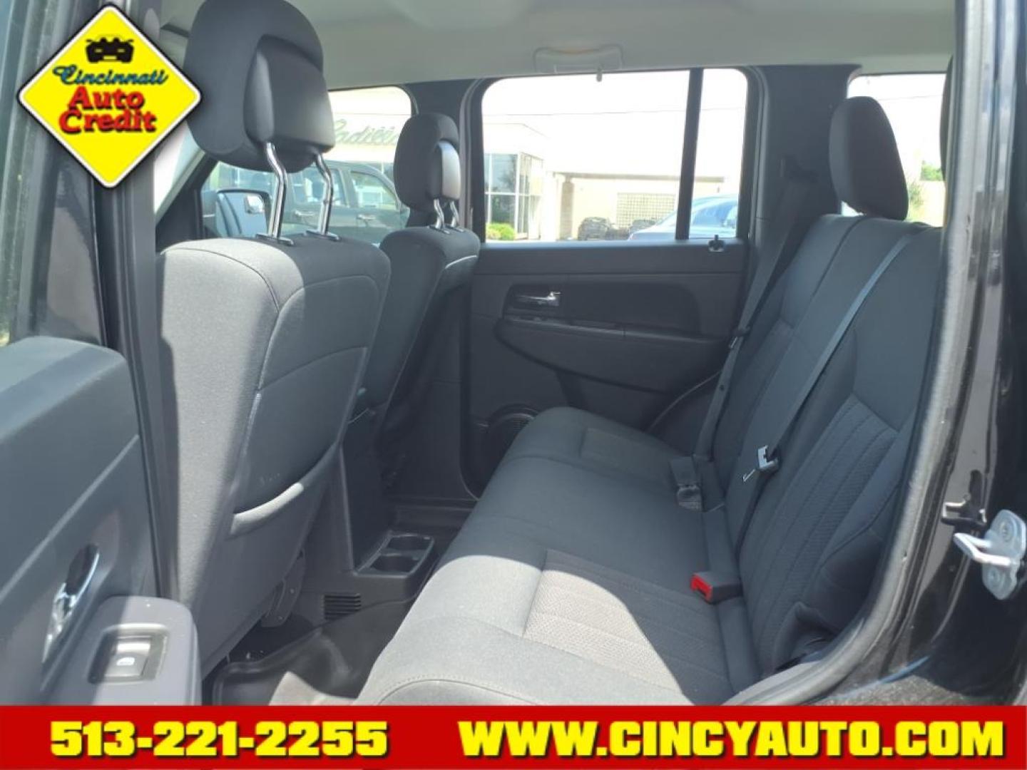 2012 Brilliant Black Crystal Pearl Coat Jeep Liberty Sport (1C4PJMAK2CW) with an 3.7L 3.7L V6 210hp 235ft. lbs. Sequential Multiport Fuel Injection engine, 4-Speed Automatic transmission, located at 2813 Gilbert Avenue, Cincinnati, OH, 45206, (513) 221-2255, 39.130219, -84.489189 - Photo#4