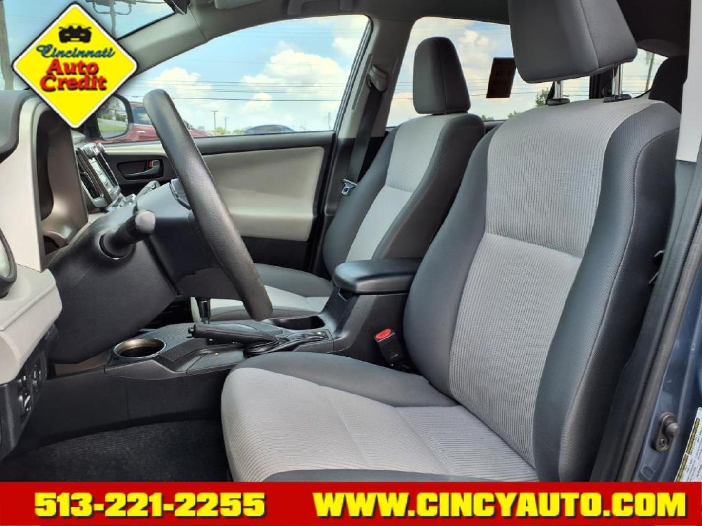2014 Shoreline Blue Pearl Toyota RAV4 LE (2T3ZFREV8EW) with an 2.5L 2.5L I4 176hp 172ft. lbs. Sequential Multiport Fuel Injection engine, 6-Speed Shiftable Automatic transmission, located at 5489 Dixie Highway, Fairfield, OH, 45014, (513) 221-2255, 39.333084, -84.523834 - Photo#5