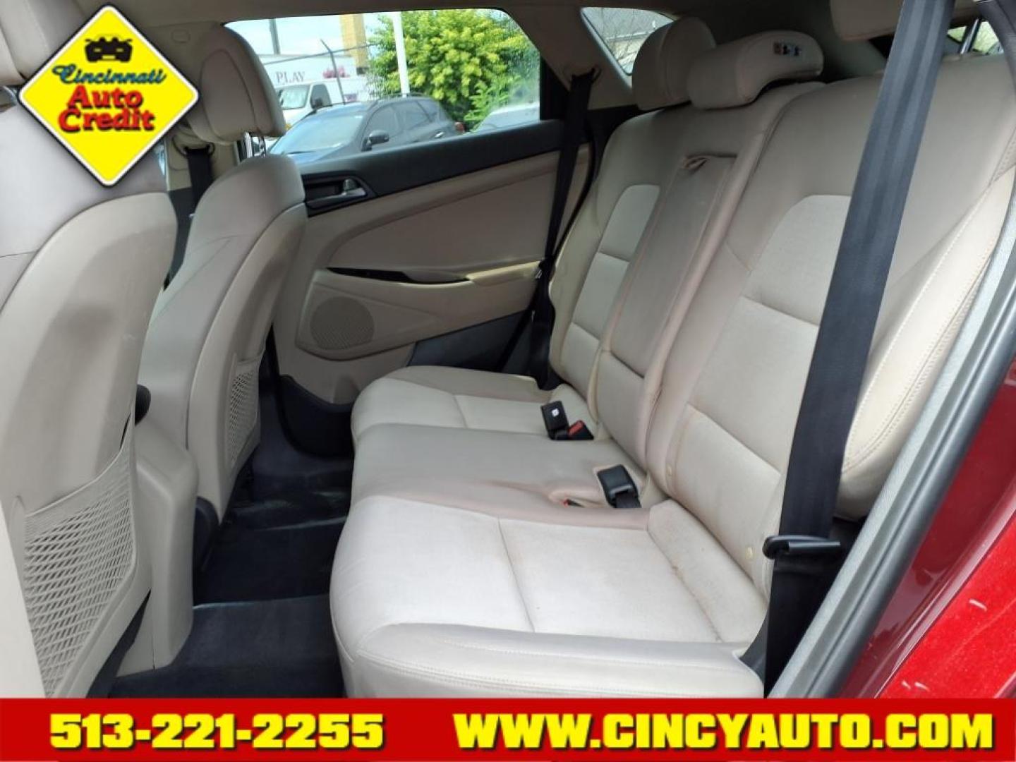 2016 Sedona Sunset Hyundai TUCSON SE (KM8J33A43GU) with an 2.0L 2.0L I4 164hp 151ft. lbs. Direct Injection engine, 6-Speed Shiftable Automatic transmission, located at 2813 Gilbert Avenue, Cincinnati, OH, 45206, (513) 221-2255, 39.130219, -84.489189 - Photo#4