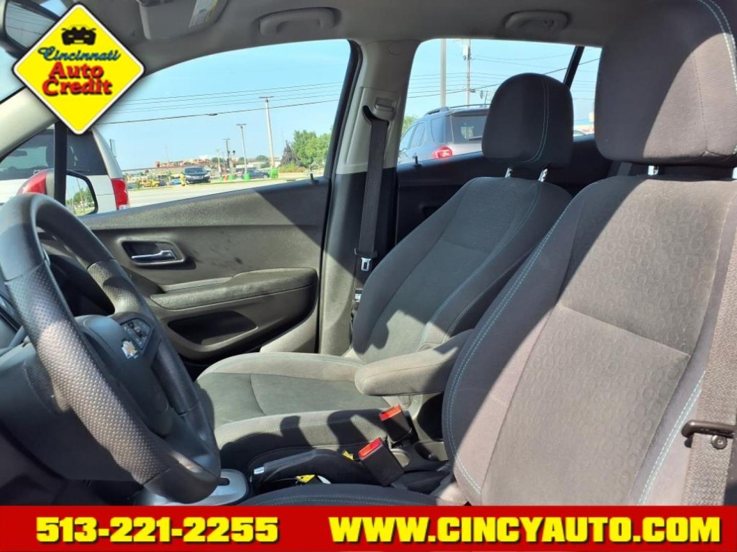 2016 Crimson Metallic Chevrolet Trax LS (3GNCJKSB9GL) with an 1.4L Ecotec 1.4L Turbo I4 138hp 148ft. lbs. Sequential Multiport Fuel Injection engine, 6-Speed Shiftable Automatic transmission, located at 5489 Dixie Highway, Fairfield, OH, 45014, (513) 221-2255, 39.333084, -84.523834 - Photo#5