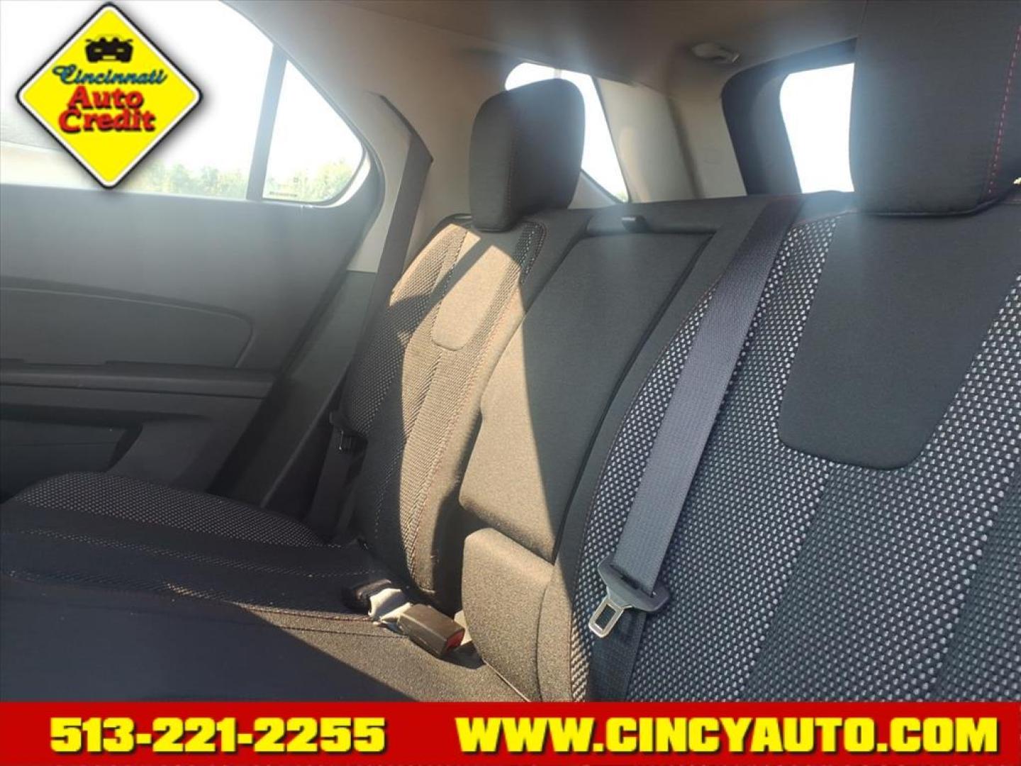 2017 Siren Red Tintcoat Chevrolet Equinox LT (2GNALCEK2H1) with an 2.4L Ecotec 2.4L I4 182hp 172ft. lbs. Direct Injection engine, 6-Speed Shiftable Automatic transmission, located at 5489 Dixie Highway, Fairfield, OH, 45014, (513) 221-2255, 39.333084, -84.523834 - Photo#4