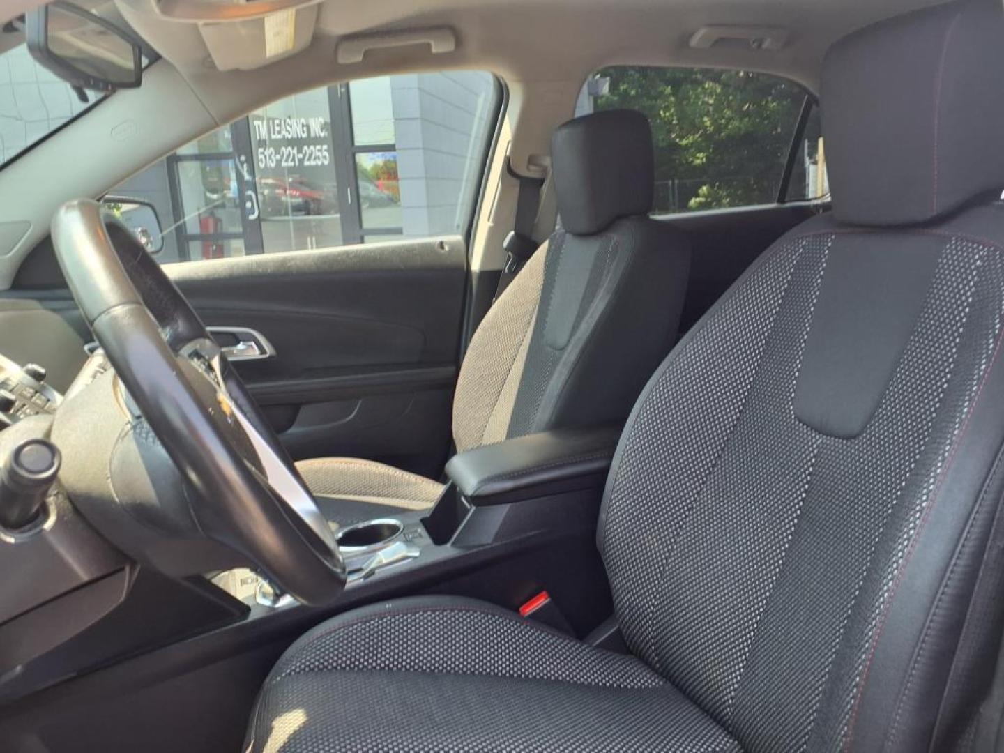 2016 Patriot Blue Metallic Gb7 Chevrolet Equinox LT (2GNFLFEK2G6) with an 2.4L Ecotec 2.4L I4 182hp 172ft. lbs. Direct Injection engine, 6-Speed Shiftable Automatic transmission, located at 2813 Gilbert Avenue, Cincinnati, OH, 45206, (513) 221-2255, 39.130219, -84.489189 - Photo#5