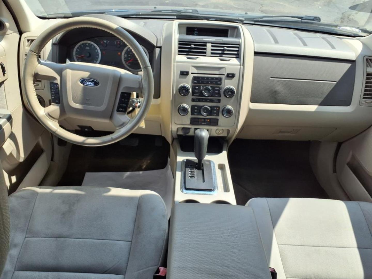 2012 Steel Blue Metallic Ford Escape XLT (1FMCU9DG2CK) with an 3.0L 3.0L Flex Fuel V6 240hp 223ft. lbs. Sequential Multiport Fuel Injection engine, 6-Speed Automatic transmission, located at 2813 Gilbert Avenue, Cincinnati, OH, 45206, (513) 221-2255, 39.130219, -84.489189 - Photo#3