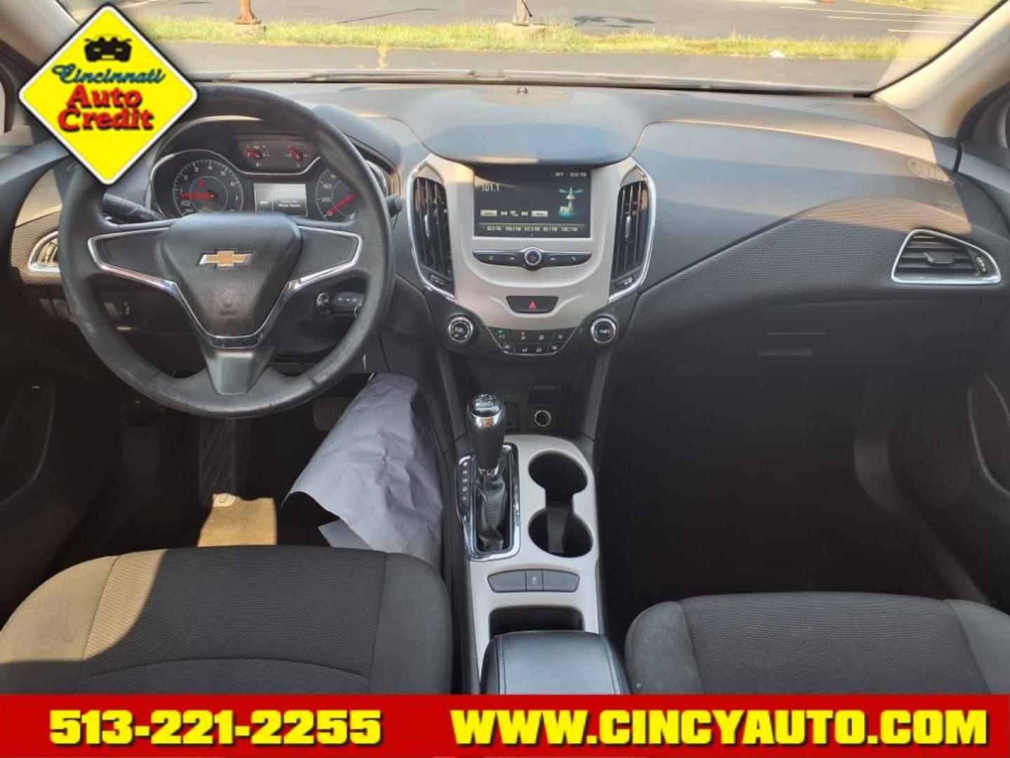 2017 Silver Ice Metallic Chevrolet Cruze LS Auto (3G1BC5SMXHS) with an 1.4L 1.4L Turbo I4 153hp 177ft. lbs. Direct Injection engine, 6-Speed Shiftable Automatic transmission, located at 5489 Dixie Highway, Fairfield, OH, 45014, (513) 221-2255, 39.333084, -84.523834 - Photo#3
