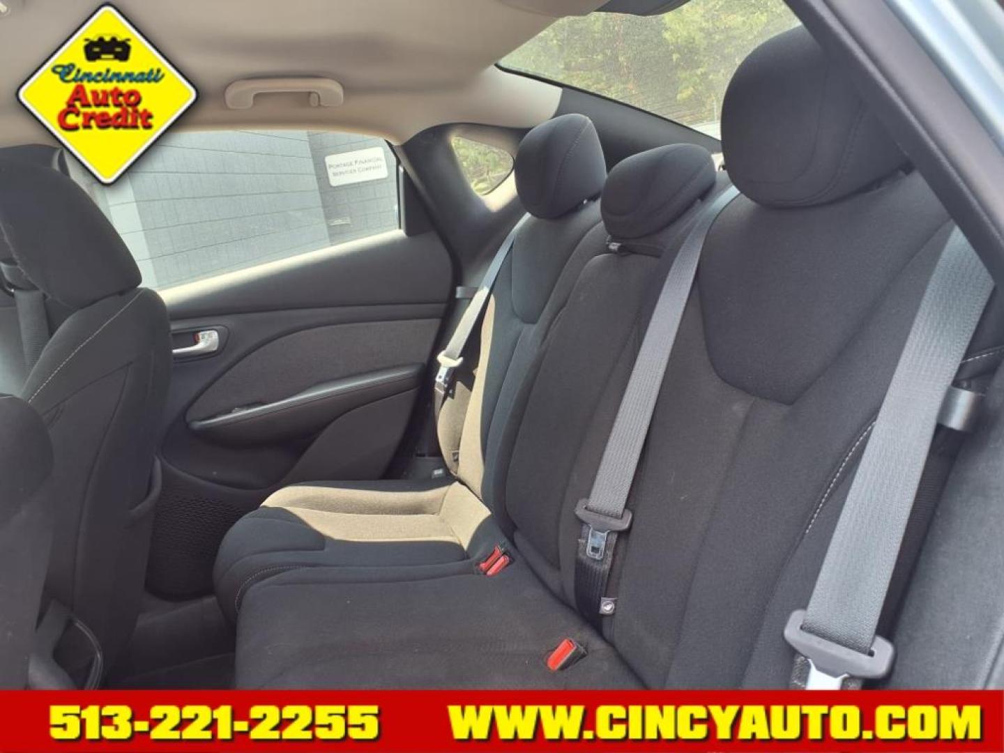 2013 Laguna Blue Dodge Dart SXT (1C3CDFBA4DD) with an 2.0L Tigershark 2.0L I4 160hp 148ft. lbs. Sequential Multiport Fuel Injection engine, 6-Speed Shiftable Automatic transmission, located at 2813 Gilbert Avenue, Cincinnati, OH, 45206, (513) 221-2255, 39.130219, -84.489189 - Photo#4