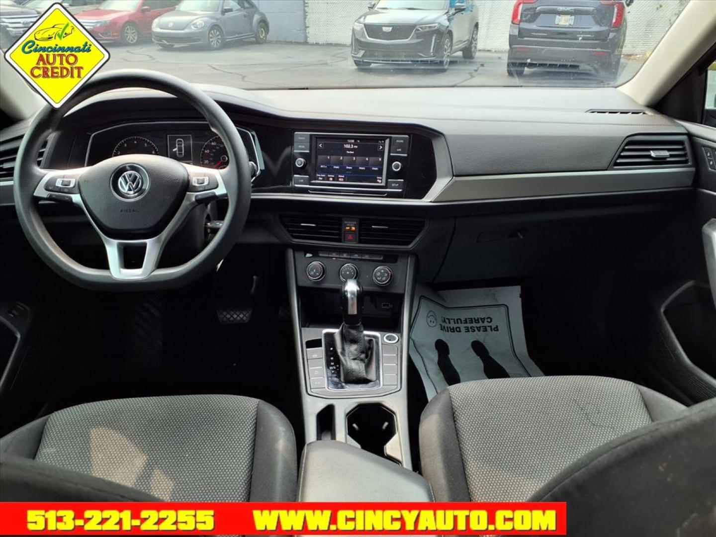 2019 Platinum Gray Metallic (2r2r) Volkswagen Jetta S (3VWC57BU6KM) with an 1.4L 1.4L Turbo I4 147hp 184ft. lbs. SULEV Direct Injection engine, 8-Speed Shiftable Automatic transmission, located at 2813 Gilbert Avenue, Cincinnati, OH, 45206, (513) 221-2255, 39.130219, -84.489189 - Photo#3