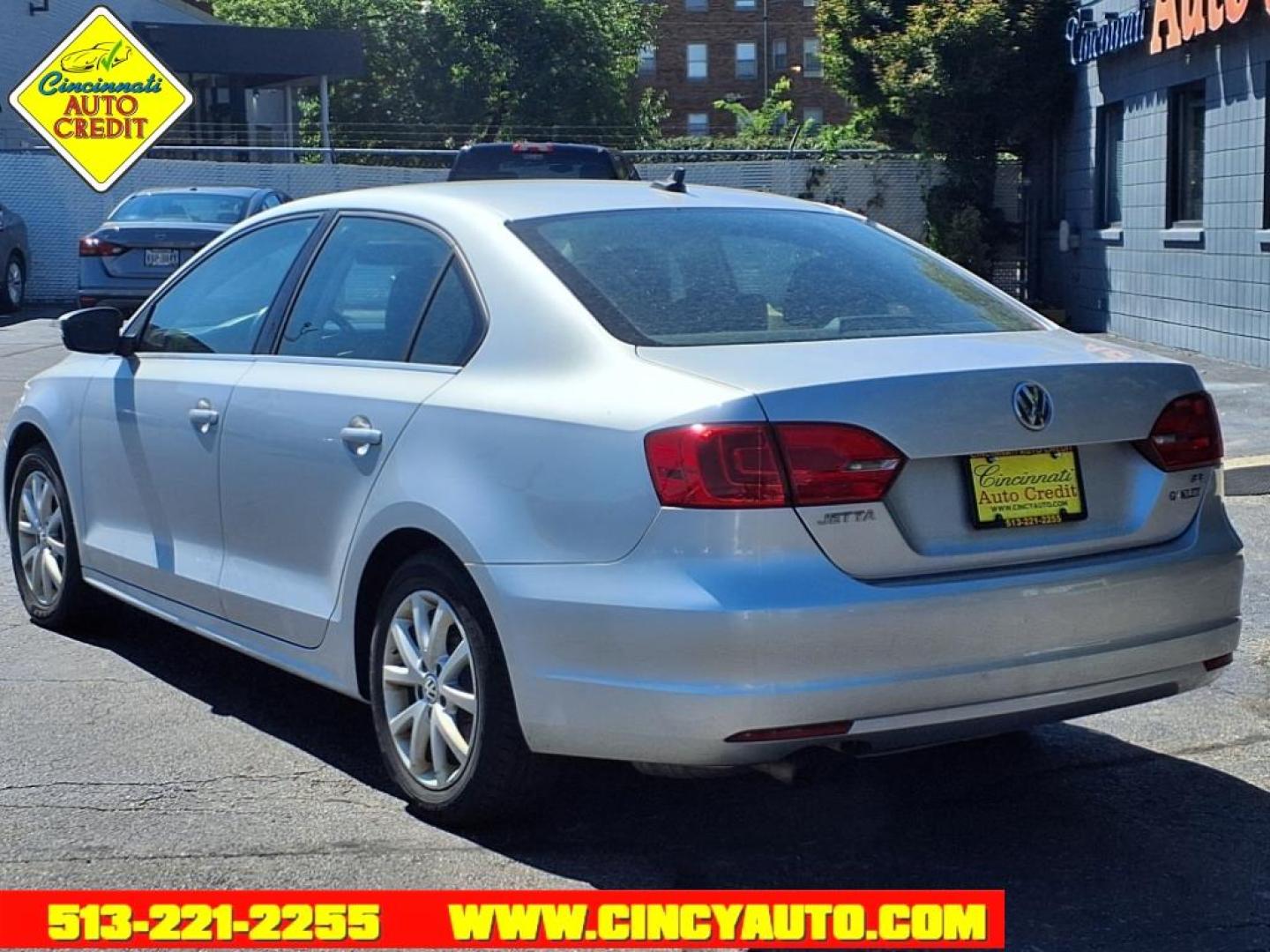 2014 Moonrock Silver Metallic Volkswagen Jetta SE PZEV (3VWD17AJ0EM) with an 1.8L 1.8L Turbo I4 170hp 184ft. lbs. PZEV Direct Injection engine, 6-Speed Shiftable Automatic transmission, located at 2813 Gilbert Avenue, Cincinnati, OH, 45206, (513) 221-2255, 39.130219, -84.489189 - Photo#2