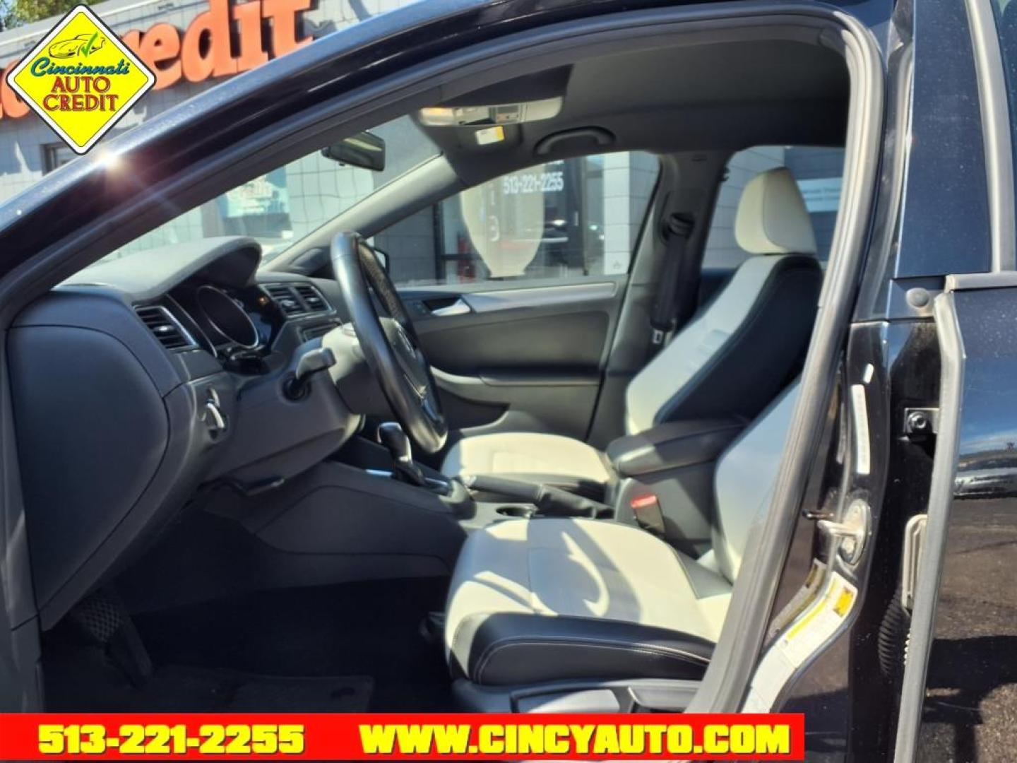 2016 Black Uni Volkswagen Jetta 1.8T Sport (3VWD17AJ3GM) with an 1.8L 1.8L Turbo I4 170hp 184ft. lbs. PZEV Direct Injection engine, 6-Speed Shiftable Automatic transmission, located at 2813 Gilbert Avenue, Cincinnati, OH, 45206, (513) 221-2255, 39.130219, -84.489189 - Photo#5