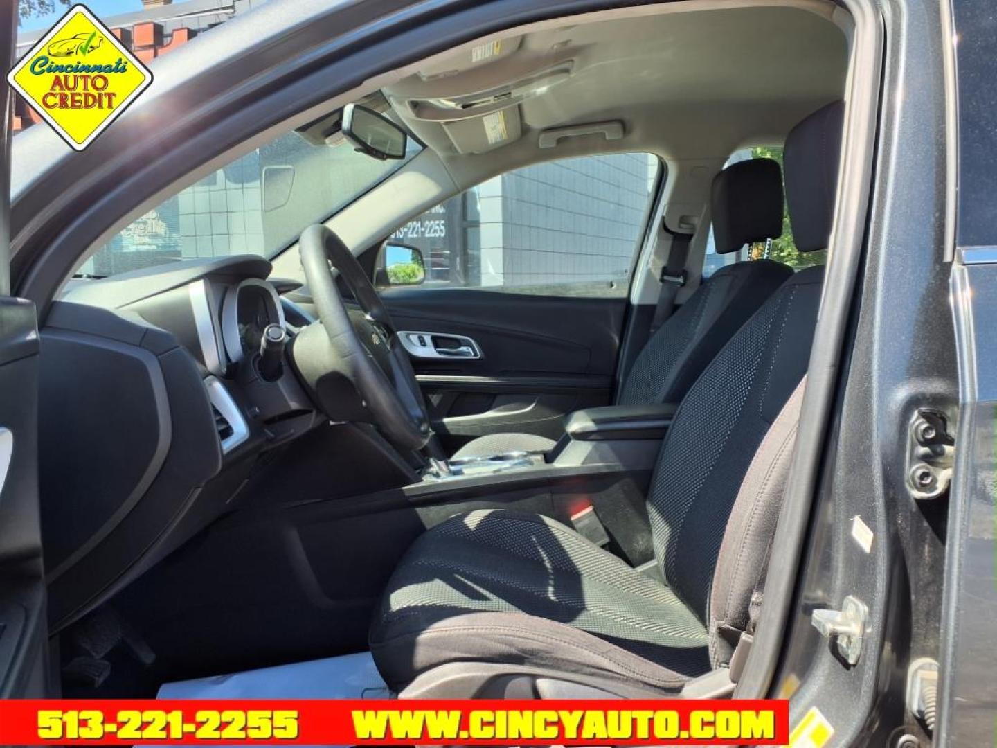 2017 Nightfall Gray Metallic Chevrolet Equinox LS (2GNFLEEK9H6) with an 2.4L Ecotec 2.4L I4 182hp 172ft. lbs. Direct Injection engine, 6-Speed Shiftable Automatic transmission, located at 2813 Gilbert Avenue, Cincinnati, OH, 45206, (513) 221-2255, 39.130219, -84.489189 - Photo#5