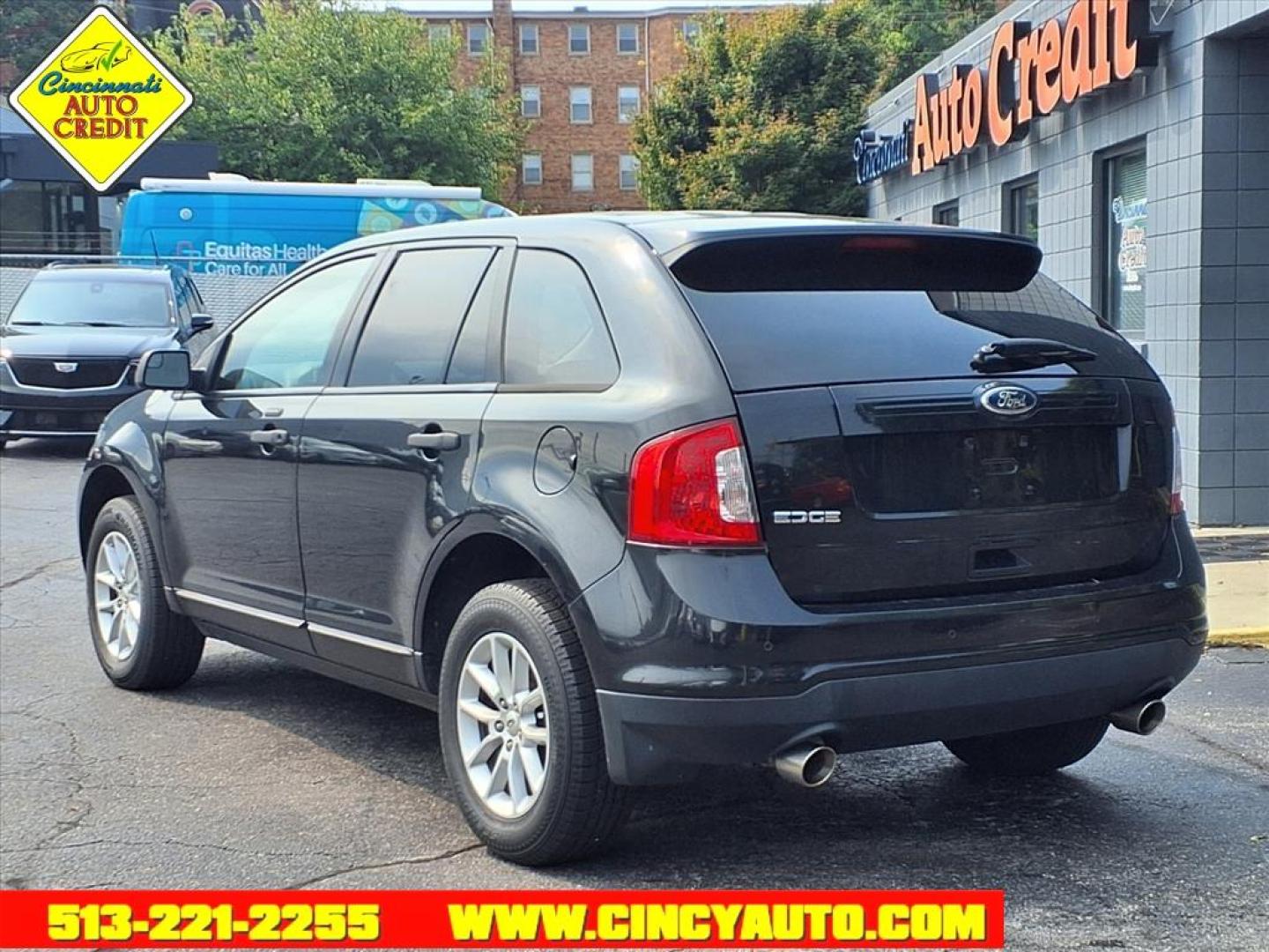 2013 Tuxedo Black Metallic Ford Edge SE (2FMDK3GCXDB) with an 3.5L 3.5L V6 285hp 253ft. lbs. Sequential Multiport Fuel Injection engine, 6-Speed Shiftable Automatic transmission, located at 2813 Gilbert Avenue, Cincinnati, OH, 45206, (513) 221-2255, 39.130219, -84.489189 - Photo#2