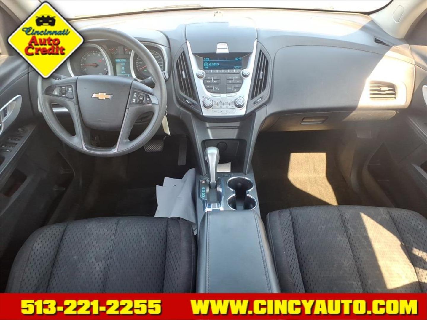 2014 Silver Ice Metallic Chevrolet Equinox LS (2GNALAEK2E6) with an 2.4L 2.4L I4 182hp 172ft. lbs. Direct Injection engine, 6-Speed Shiftable Automatic transmission, located at 5489 Dixie Highway, Fairfield, OH, 45014, (513) 221-2255, 39.333084, -84.523834 - Photo#4