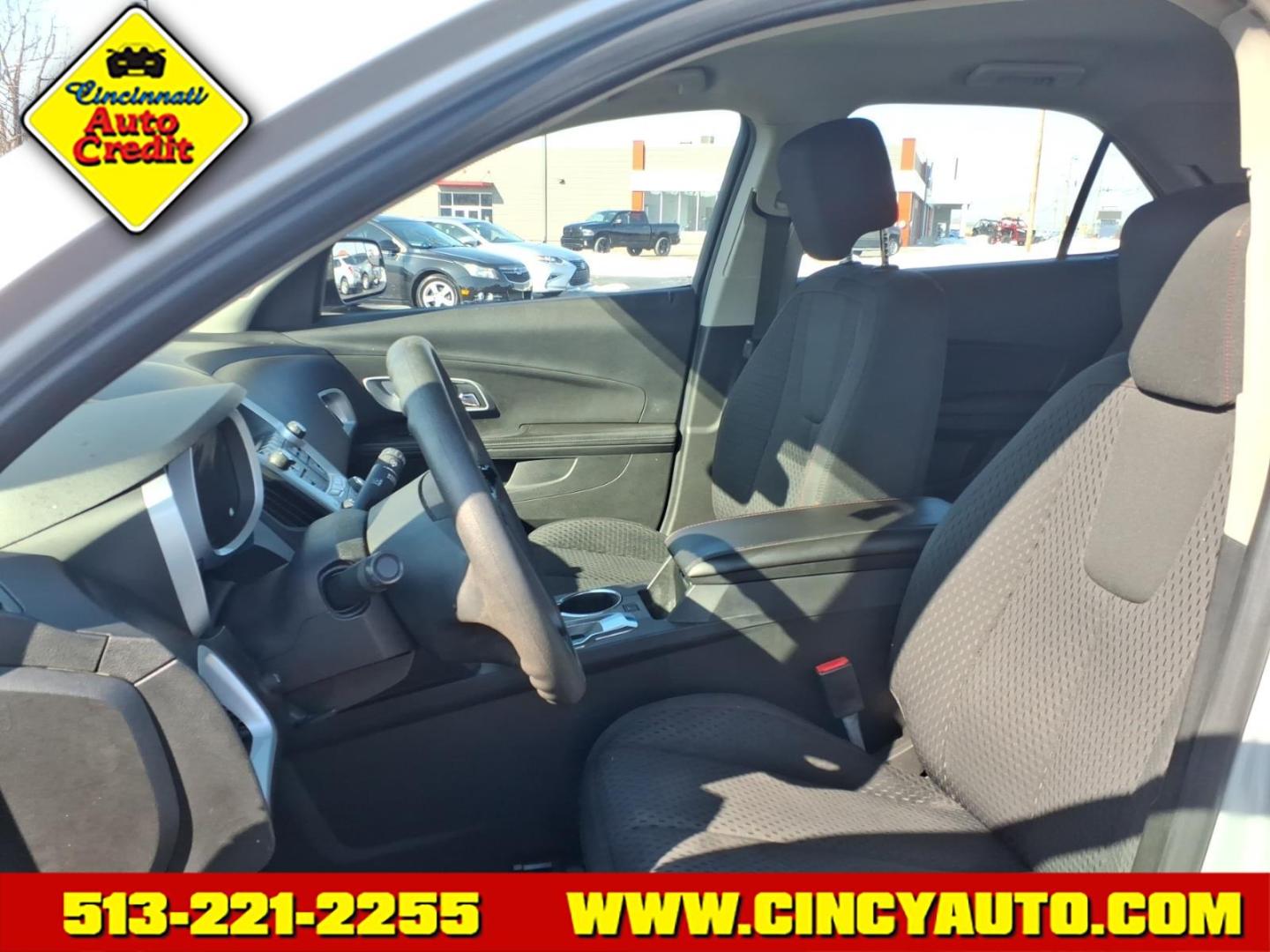 2014 Silver Ice Metallic Chevrolet Equinox LS (2GNALAEK2E6) with an 2.4L 2.4L I4 182hp 172ft. lbs. Direct Injection engine, 6-Speed Shiftable Automatic transmission, located at 5489 Dixie Highway, Fairfield, OH, 45014, (513) 221-2255, 39.333084, -84.523834 - Photo#5