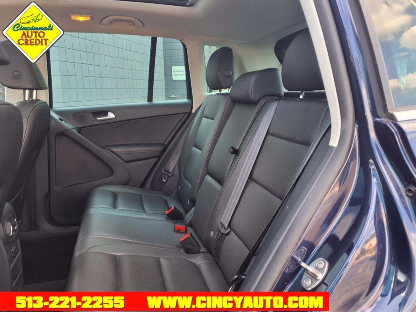 2013 Dk. Blue Volkswagen Tiguan SE 4Motion (WVGBV7AX4DW) with an 2.0L 2.0L Turbo I4 200hp 207ft. lbs. Direct Injection engine, 6-speed Automatic with Tiptronic transmission, located at 2813 Gilbert Avenue, Cincinnati, OH, 45206, (513) 221-2255, 39.130219, -84.489189 - Photo#4