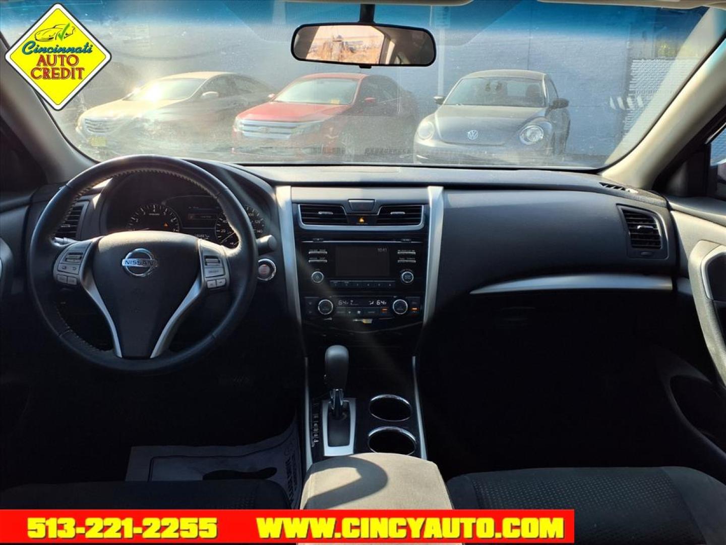 2014 Black Nissan Altima 2.5 SV (1N4AL3AP0EC) with an 2.5L 2.5L I4 182hp 180ft. lbs. Sequential Multiport Fuel Injection engine, CVT transmission, located at 2813 Gilbert Avenue, Cincinnati, OH, 45206, (513) 221-2255, 39.130219, -84.489189 - Photo#3