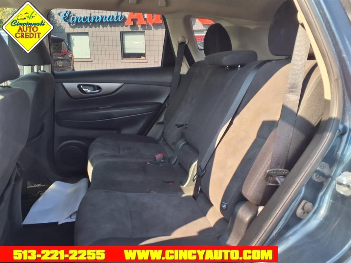 2016 Arctic Blue Metallic Nissan Rogue S (KNMAT2MV2GP) with an 2.5L 2.5L I4 170hp 175ft. lbs. Sequential Multiport Fuel Injection engine, CVT transmission, located at 2813 Gilbert Avenue, Cincinnati, OH, 45206, (513) 221-2255, 39.130219, -84.489189 - Photo#4