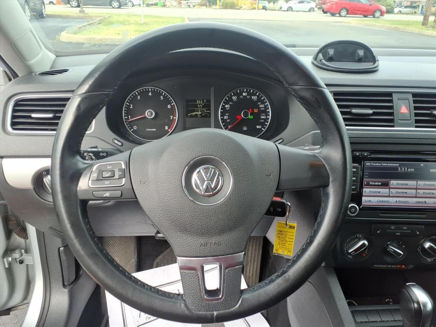 2013 Platinum Gray Metallic Volkswagen Jetta SE PZEV (3VWDP7AJ5DM) with an 2.5L 2.5L I5 170hp 177ft. lbs. PZEV Sequential Multiport Fuel Injection engine, 6-Speed Shiftable Automatic transmission, located at 5489 Dixie Highway, Fairfield, OH, 45014, (513) 221-2255, 39.333084, -84.523834 - Photo#6