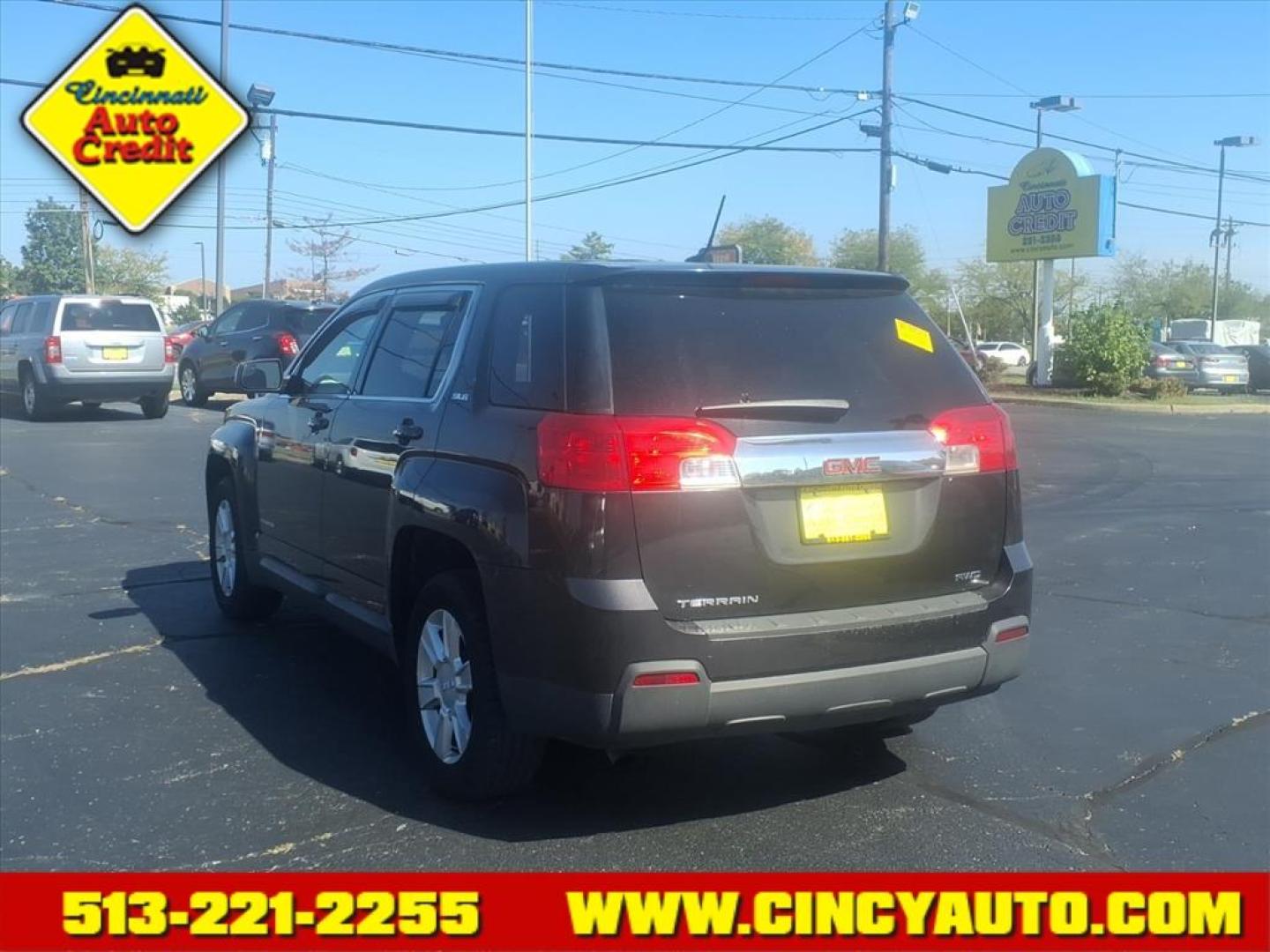 2013 Ashen Gray Metallic GMC Terrain SLE-1 (2GKFLREK8D6) with an 2.4L Ecotec 2.4L I4 182hp 172ft. lbs. Direct Injection engine, 6-Speed Shiftable Automatic transmission, located at 5489 Dixie Highway, Fairfield, OH, 45014, (513) 221-2255, 39.333084, -84.523834 - Photo#2