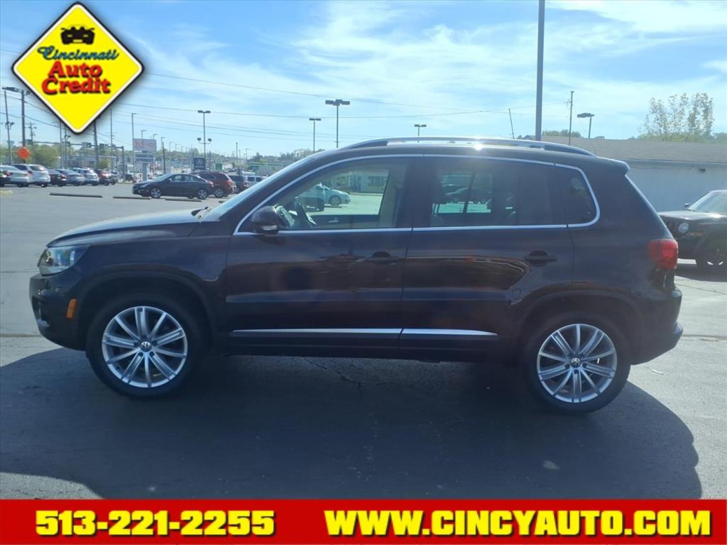 2015 Deep Black Pearl Metallic 2t2t Volkswagen Tiguan R-Line 4Motion (WVGBV7AX9FW) with an 2.0L 2.0L Turbo I4 200hp 207ft. lbs. Direct Injection engine, 6-speed Automatic with Tiptronic transmission, located at 5489 Dixie Highway, Fairfield, OH, 45014, (513) 221-2255, 39.333084, -84.523834 - Photo#1