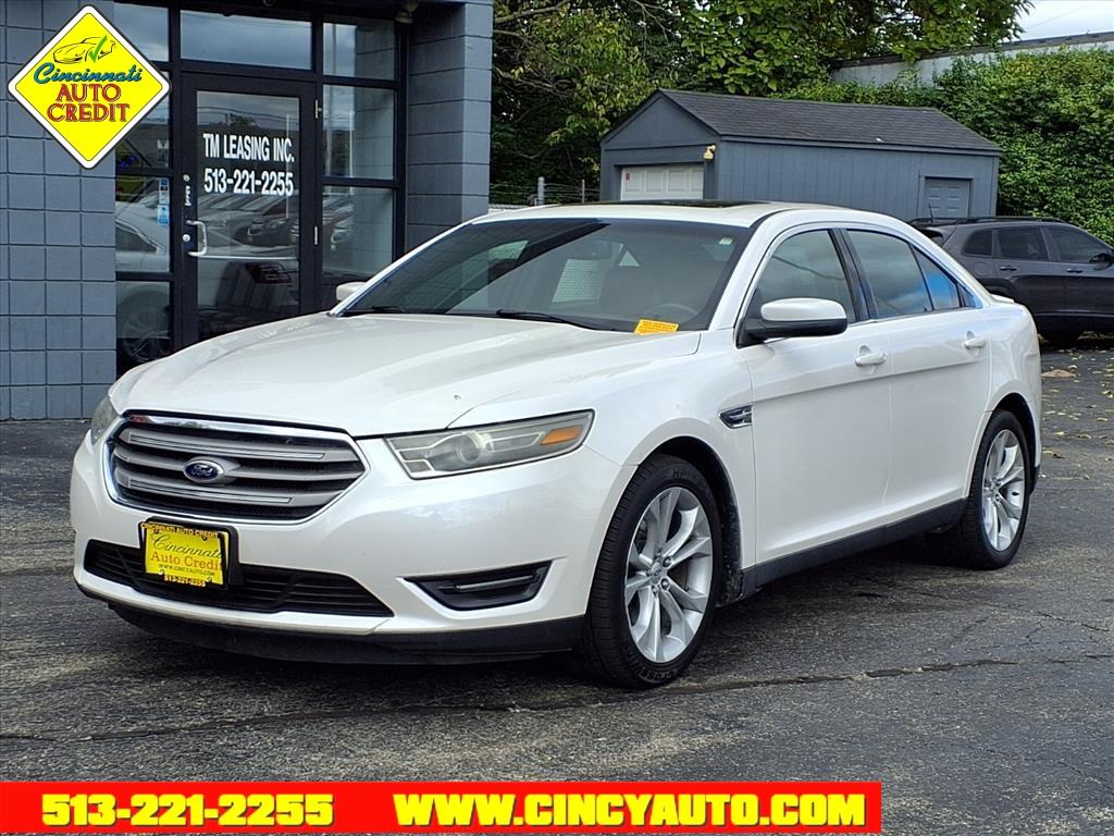 photo of 2013 Ford Taurus SEL