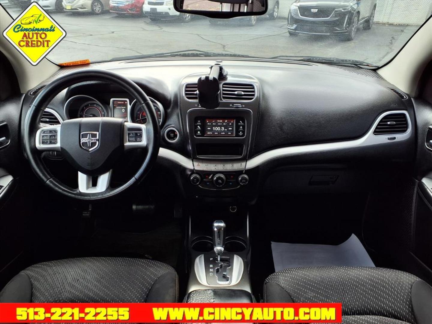 2016 Billet Silver Metallic Clear Coat Dodge Journey SE (3C4PDCAB1GT) with an 2.4L 2.4L I4 173hp 166ft. lbs. Sequential Multiport Fuel Injection engine, 4-Speed Shiftable Automatic transmission, located at 2813 Gilbert Avenue, Cincinnati, OH, 45206, (513) 221-2255, 39.130219, -84.489189 - Photo#3