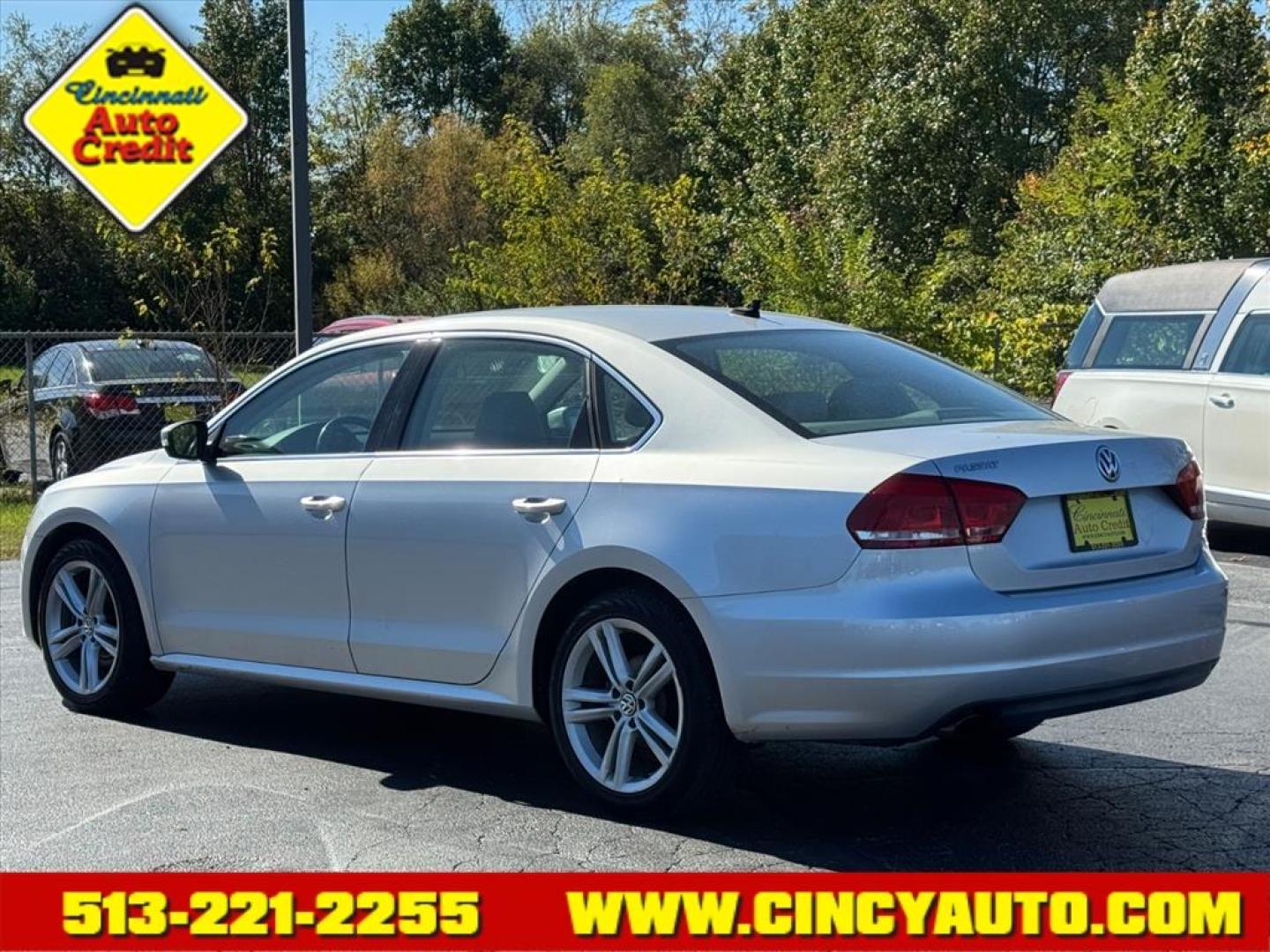 2014 Platinum Gray Metallic Volkswagen Passat 1.8T SE PZEV (1VWBT7A38EC) with an 1.8L 1.8L Turbo I4 170hp 184ft. lbs. PZEV Direct Injection engine, 6-speed Automatic with Tiptronic transmission, located at 5489 Dixie Highway, Fairfield, OH, 45014, (513) 221-2255, 39.333084, -84.523834 - Photo#2