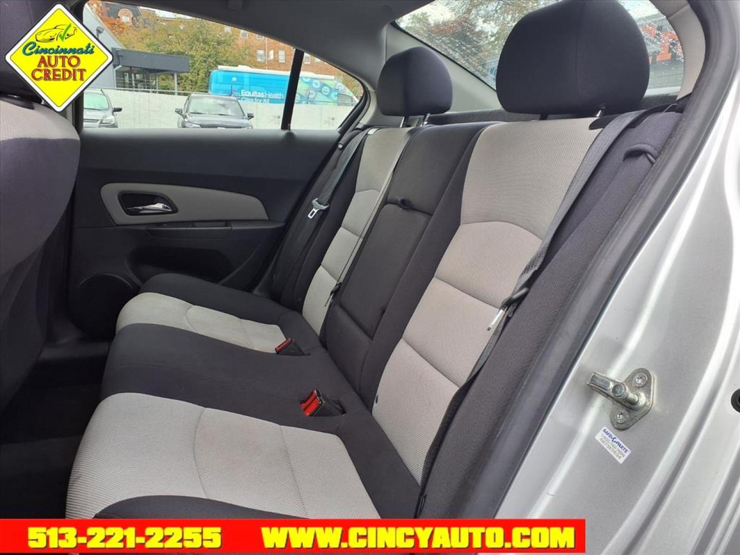2014 Silver Ice Metallic Chevrolet Cruze LS Auto (1G1PA5SG4E7) with an 1.8L Ecotec 1.8L I4 138hp 125ft. lbs. PZEV Sequential Multiport Fuel Injection engine, 6-Speed Shiftable Automatic w/Overdrive transmission, located at 2813 Gilbert Avenue, Cincinnati, OH, 45206, (513) 221-2255, 39.130219, -84.489189 - Photo#4