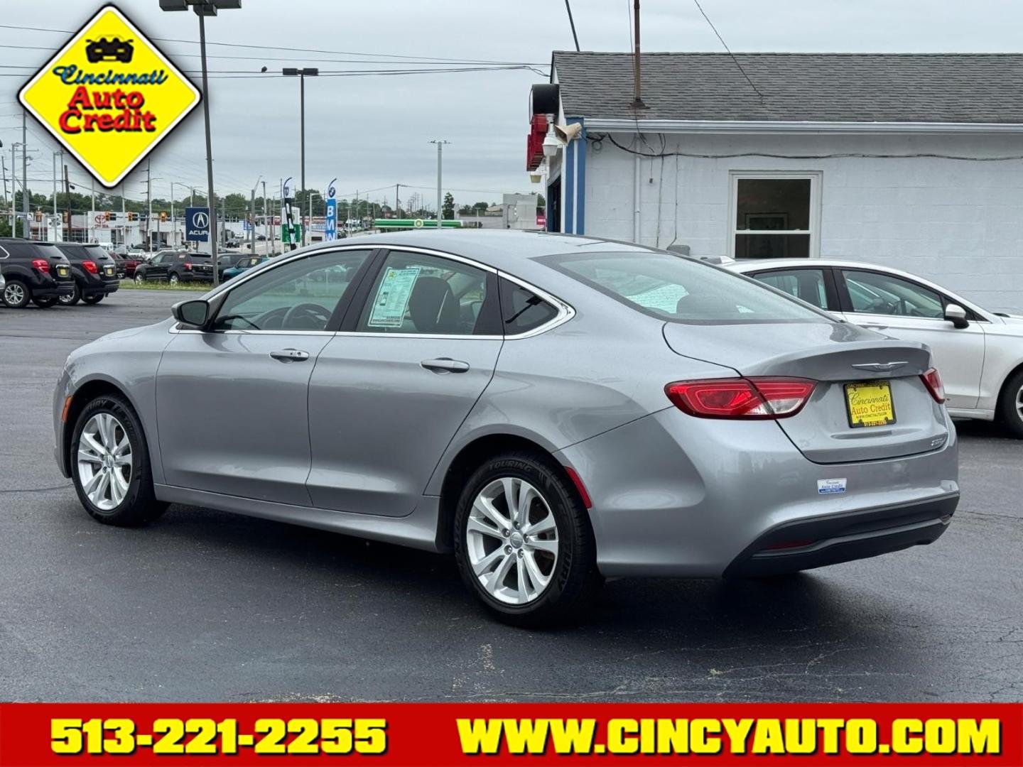 2016 Billet Silver Metallic Clear Coat Psc Chrysler 200 LX (1C3CCCFB7GN) with an 2.4L 2.4L I4 184hp 173ft. lbs. Sequential Multiport Fuel Injection engine, 9-Speed Shiftable Automatic transmission, located at 5489 Dixie Highway, Fairfield, OH, 45014, (513) 221-2255, 39.333084, -84.523834 - Photo#2