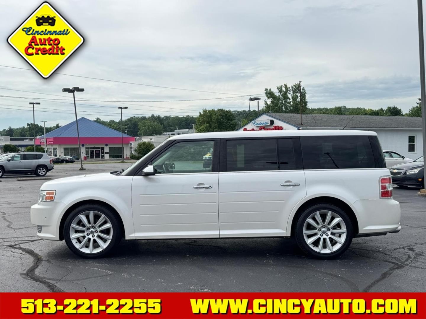 2011 White Platinum Metallic Tri-Coat Ug Ford Flex Limited (2FMHK6DT0BB) with an 3.5L EcoBoost 3.5L Twin Turbo V6 355hp 350ft. lbs. Direct Injection engine, 6-Speed Shiftable Automatic transmission, located at 5489 Dixie Highway, Fairfield, OH, 45014, (513) 221-2255, 39.333084, -84.523834 - Photo#1