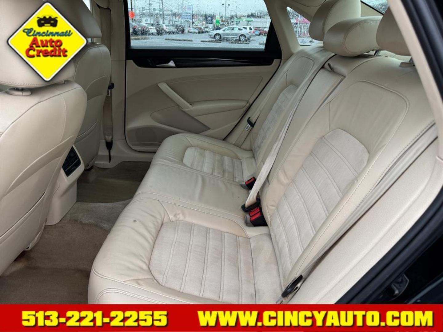 2014 Black A1a1 Volkswagen Passat 1.8T SEL Premium PZEV (1VWCT7A31EC) with an 1.8L 1.8L Turbo I4 170hp 184ft. lbs. PZEV Fuel Injected engine, 6-speed Automatic with Tiptronic transmission, located at 5489 Dixie Highway, Fairfield, OH, 45014, (513) 221-2255, 39.333084, -84.523834 - Photo#4