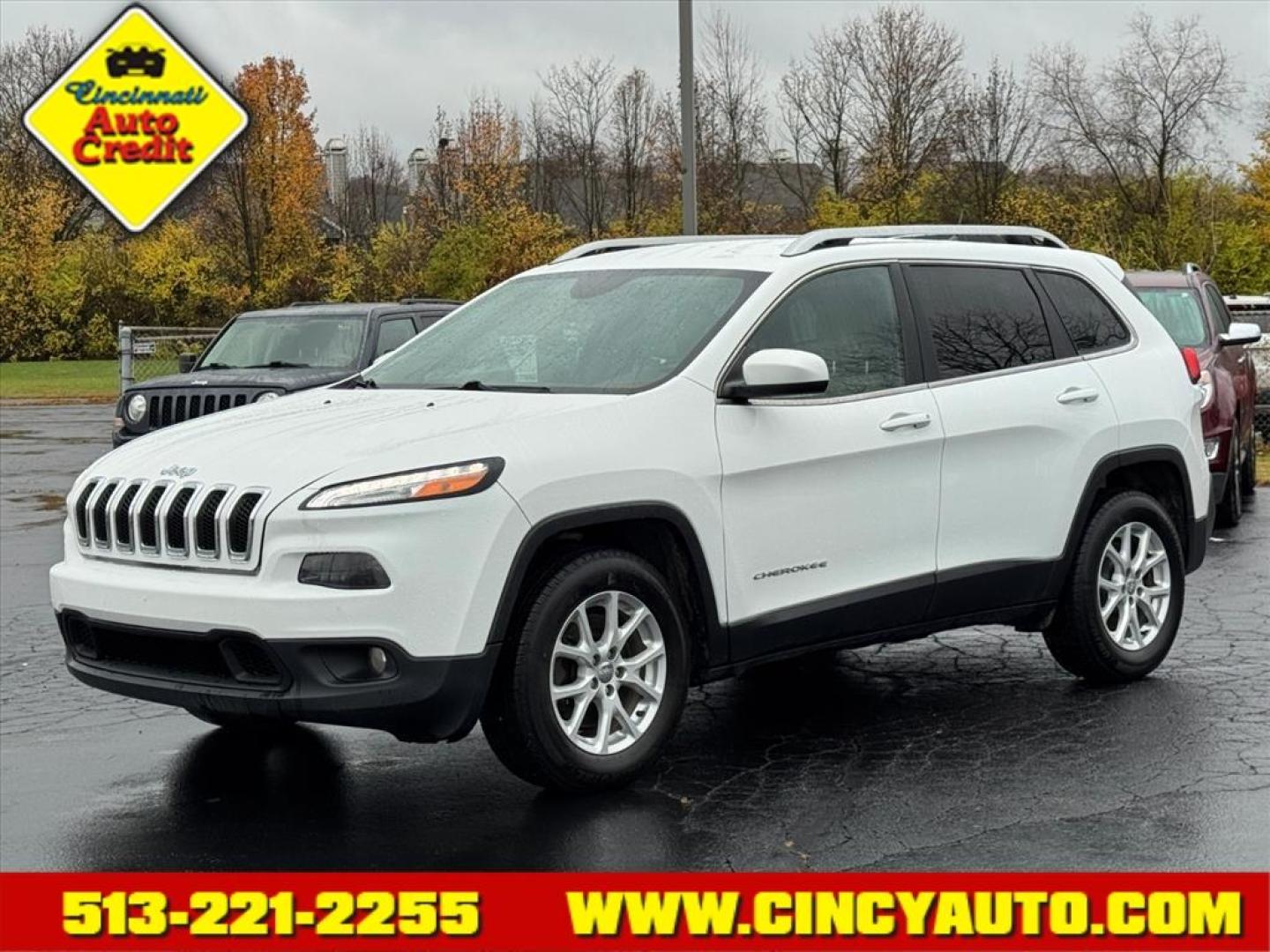 2015 Bright White Clear Coat Pw7 Jeep Cherokee Latitude (1C4PJMCB8FW) with an 2.4L 2.4L I4 180hp 171ft. lbs. Sequential Multiport Fuel Injection engine, 9-Speed Shiftable Automatic transmission, located at 5489 Dixie Highway, Fairfield, OH, 45014, (513) 221-2255, 39.333084, -84.523834 - Photo#0