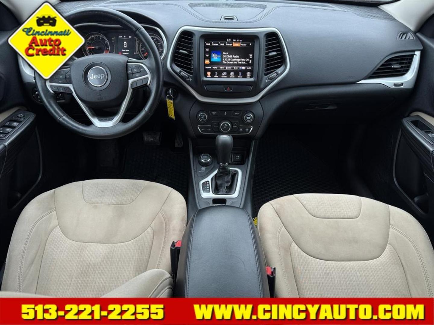 2015 Bright White Clear Coat Pw7 Jeep Cherokee Latitude (1C4PJMCB8FW) with an 2.4L 2.4L I4 180hp 171ft. lbs. Sequential Multiport Fuel Injection engine, 9-Speed Shiftable Automatic transmission, located at 5489 Dixie Highway, Fairfield, OH, 45014, (513) 221-2255, 39.333084, -84.523834 - Photo#3