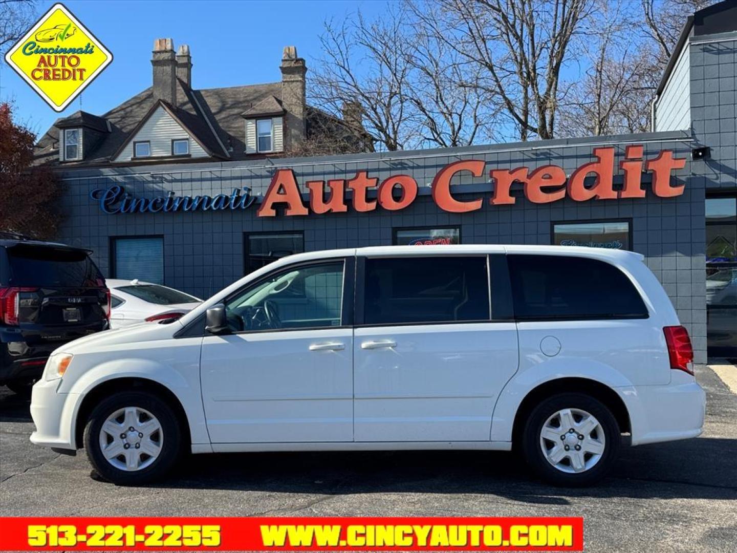 2012 Stone White Clear Coat Dodge Grand Caravan SE (2C4RDGBG5CR) with an 3.6L Pentastar 3.6L Flex Fuel V6 283hp 260ft. lbs. Sequential Multiport Fuel Injection engine, 6-Speed Shiftable Automatic transmission, located at 2813 Gilbert Avenue, Cincinnati, OH, 45206, (513) 221-2255, 39.130219, -84.489189 - Photo#1